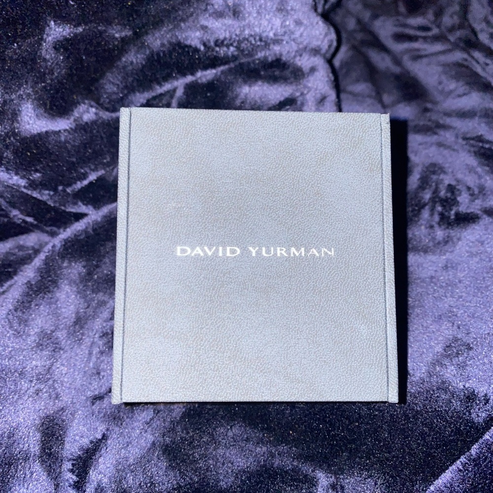David Yurman Packaging - Box and Ribbon - Chain